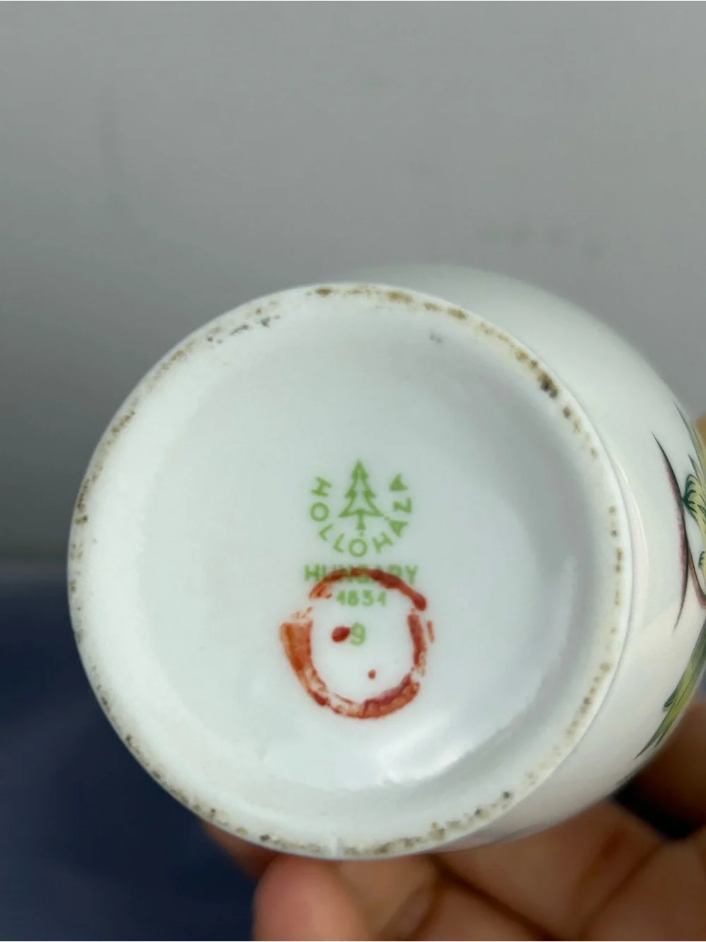 Vintage Hollohaza Hungary Porcelain floral vase with goldctrim 6